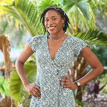 Mahalia White Headshot