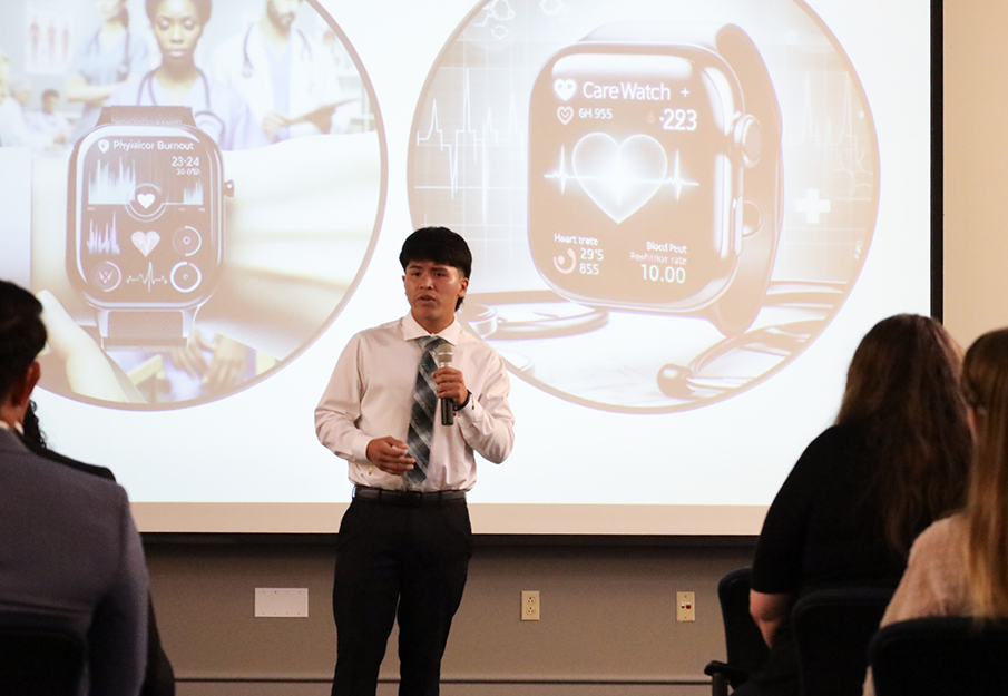 Student presenting at the MedNexus and CSI Innovation Challenge