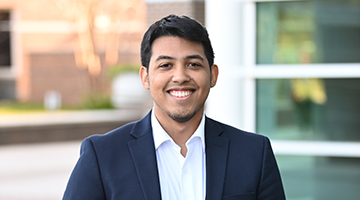 Abraham Ovalle Headshot