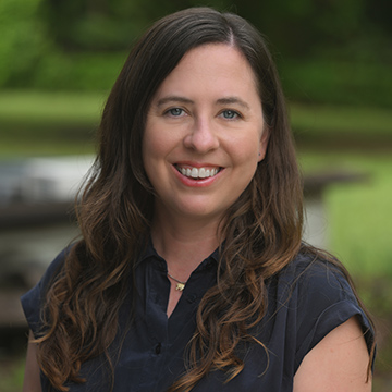 Andrea Swinehart Headshot