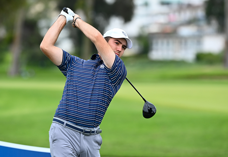 Robbie Higgins swinging golf club