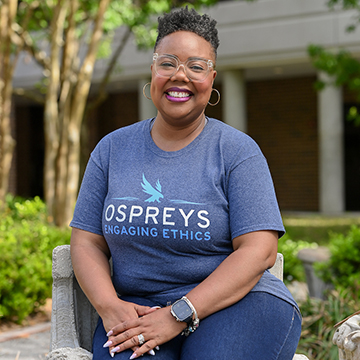 Janelle Hooks headshot