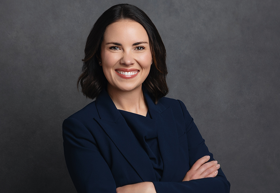 Kate Moore headshot