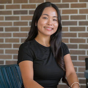 Shirley Chen headshot