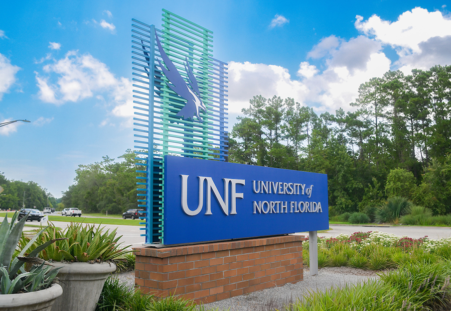 UNF entrance sign from Kernan Blvd.
