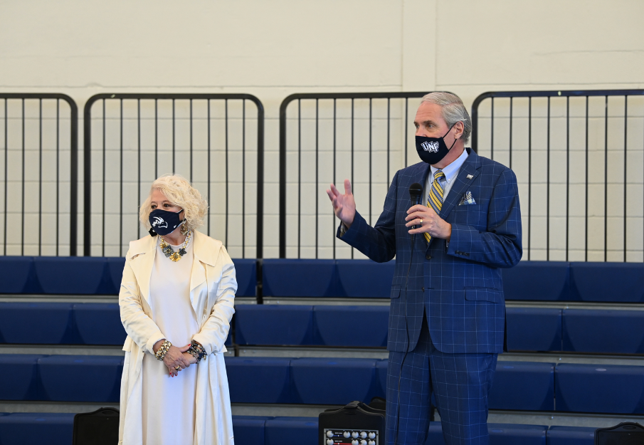 President Szymanski and the First Lady speaking to students