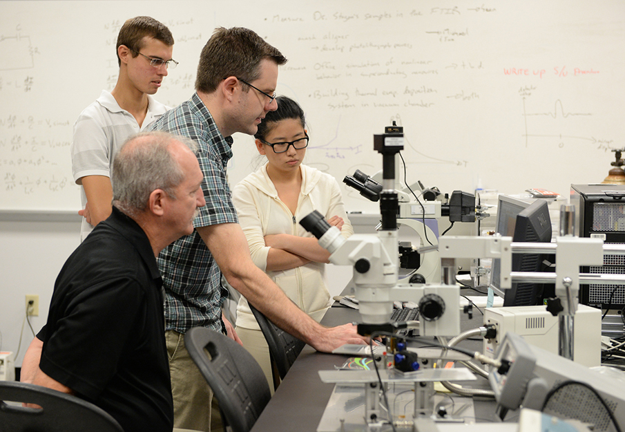 Students working in lab