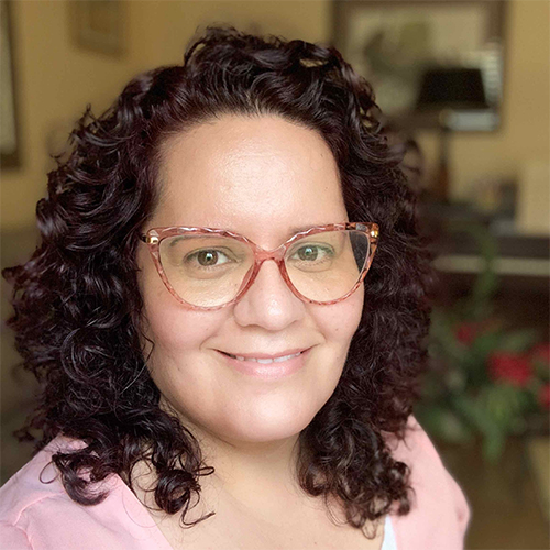 Vanessa Cruz headshot
