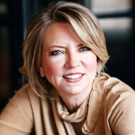 Amy Binder headshot