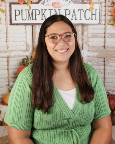 Headshot of Lauren on picture day