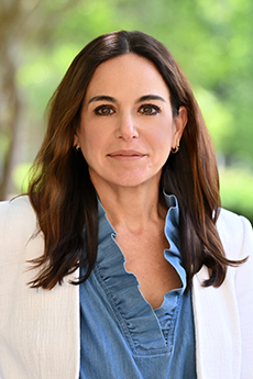 megan kuehner headshot