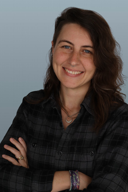 Indie Lewis Headshot