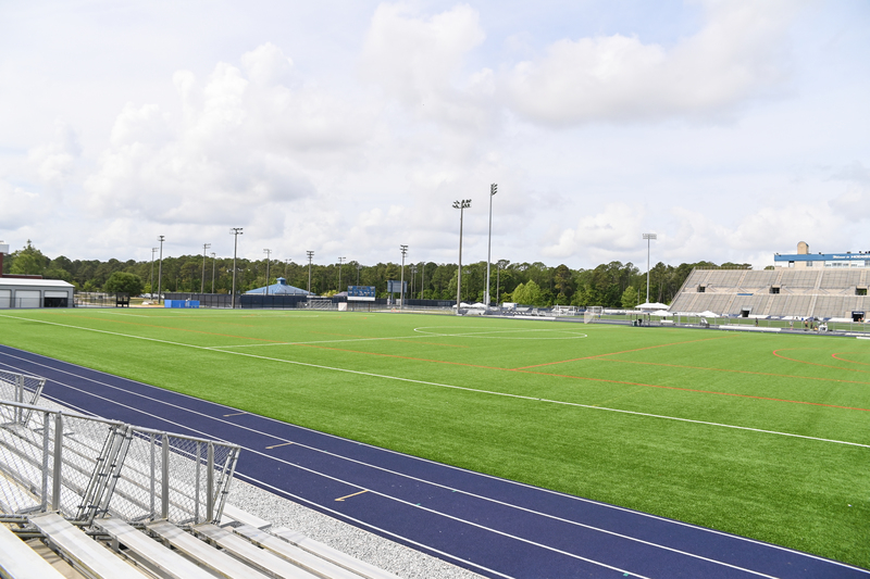 outdoor turf track and running track