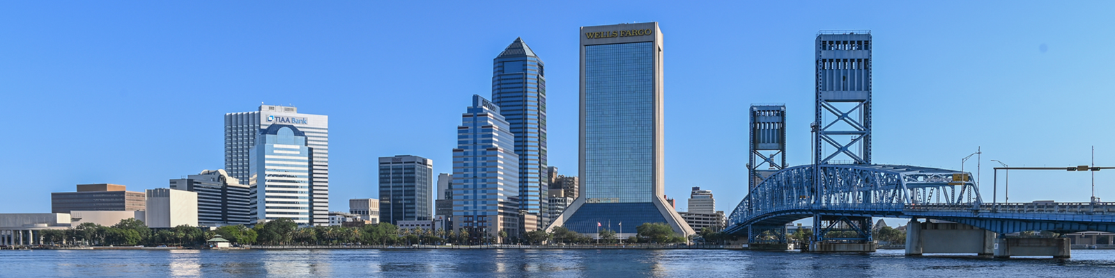 downtown jacksonville from the riverfront
