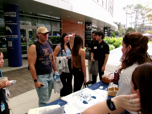 sg students tabling mental health week 