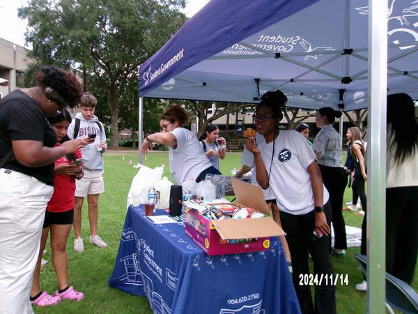 sg students tabling mental health week 