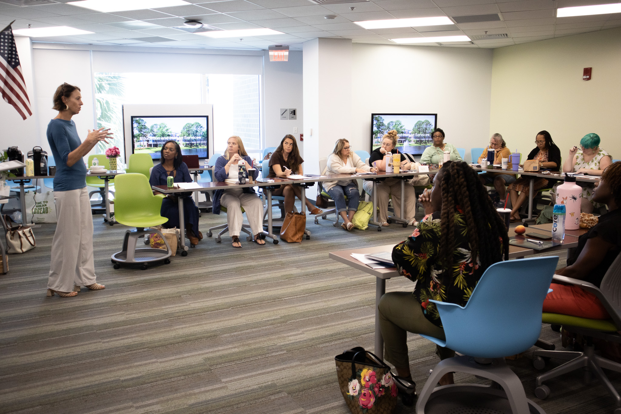 Dr. Hale presents to a group during the Seven Bridges Summer Institute.