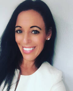 Headshot of Kristi Sweeney