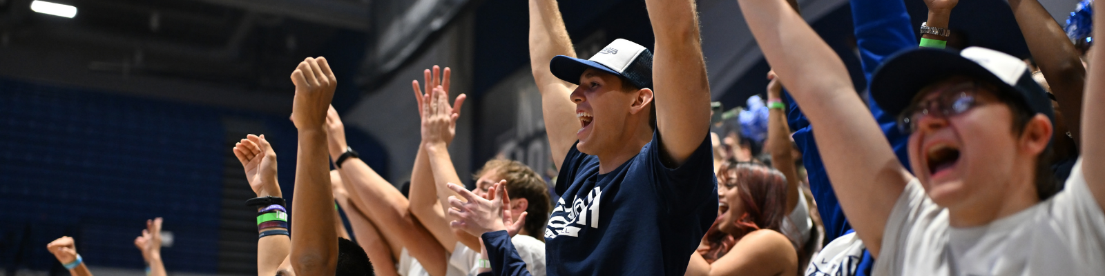SDAL students on computers at Hodges Stadium