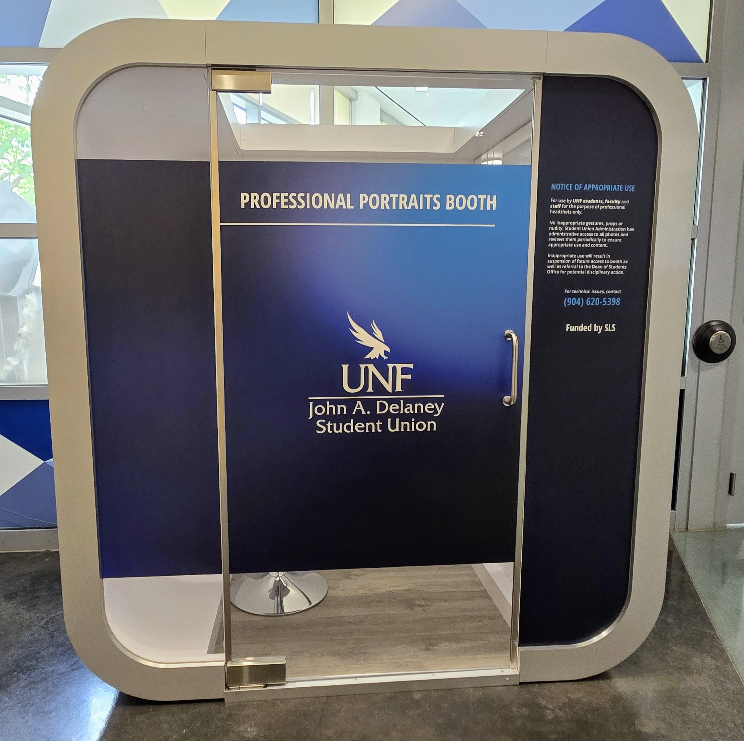 professional portraits booth for headshots that is UNF branded
