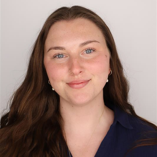 Ashlyn headshot from SU Professional Portraits Booth