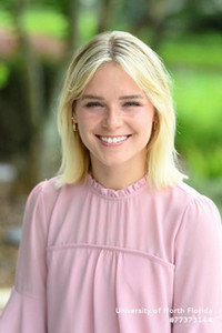 Sydnie Steele Headshot