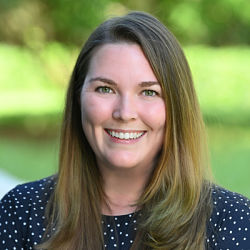 Ashley Peterson Headshot