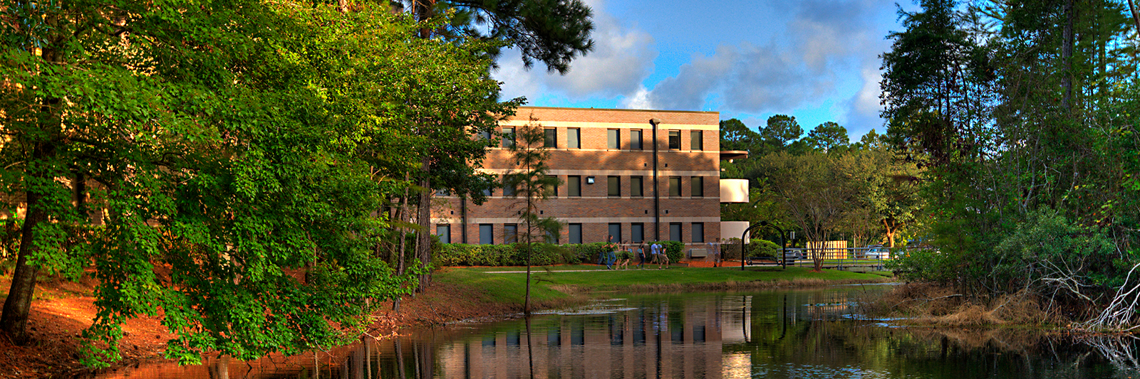 campus banner