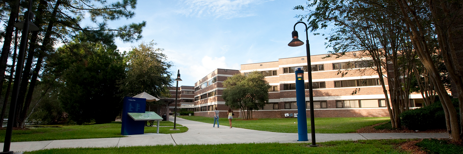 campus banner