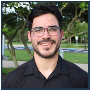 Rodrigo Arias headshot
