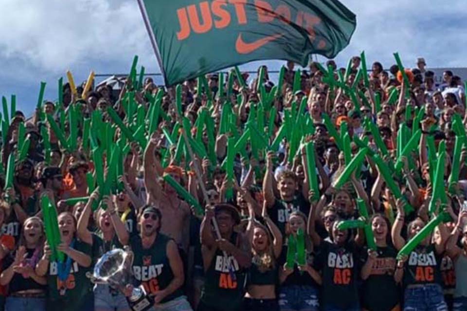 Mandarin High football crowd