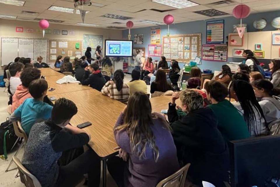 Mandarin High classroom