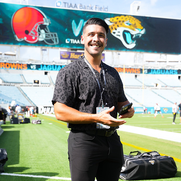 davin on the jags sideline
