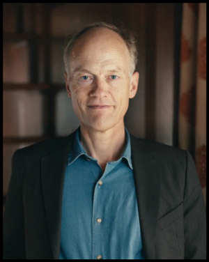 Sebastian Mallaby head shot